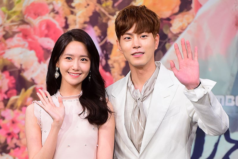 YoonA, Hong Jong Hyun y otros miembros del reparto de “The King Loves” se reúnen