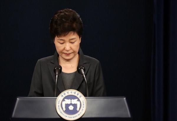 Ex presidenta Park Geun Hye recibe sentencia de 24 años de prisión