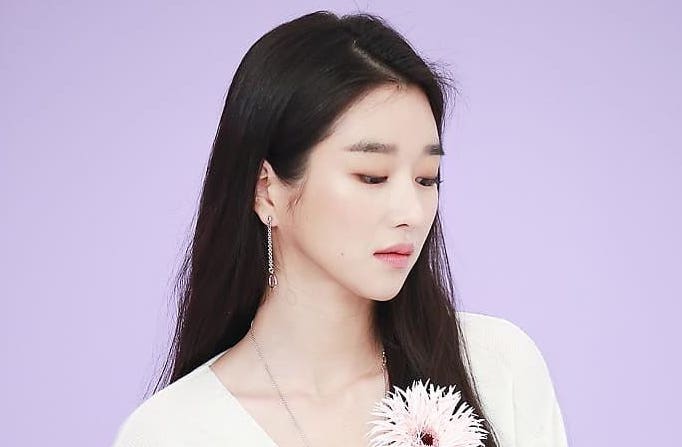 Seo Ye Ji llega a sus fans y comparte su opinión sobre su actual co-estrella Lee Joon Gi