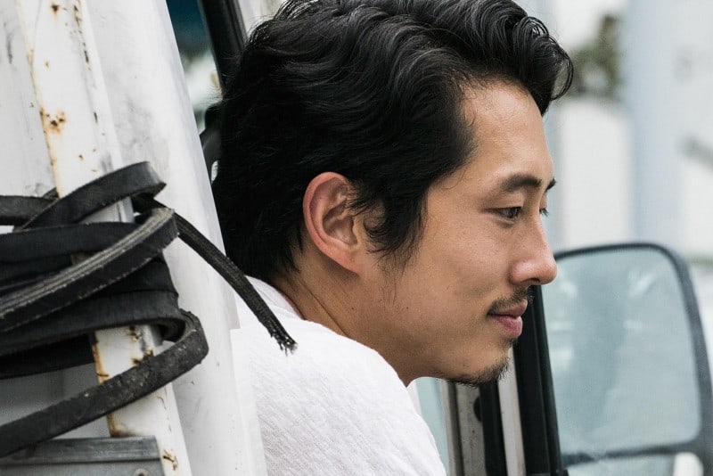 Steven Yeun habla sobre cómo su coreano mejoró al trabajar en “Burning”