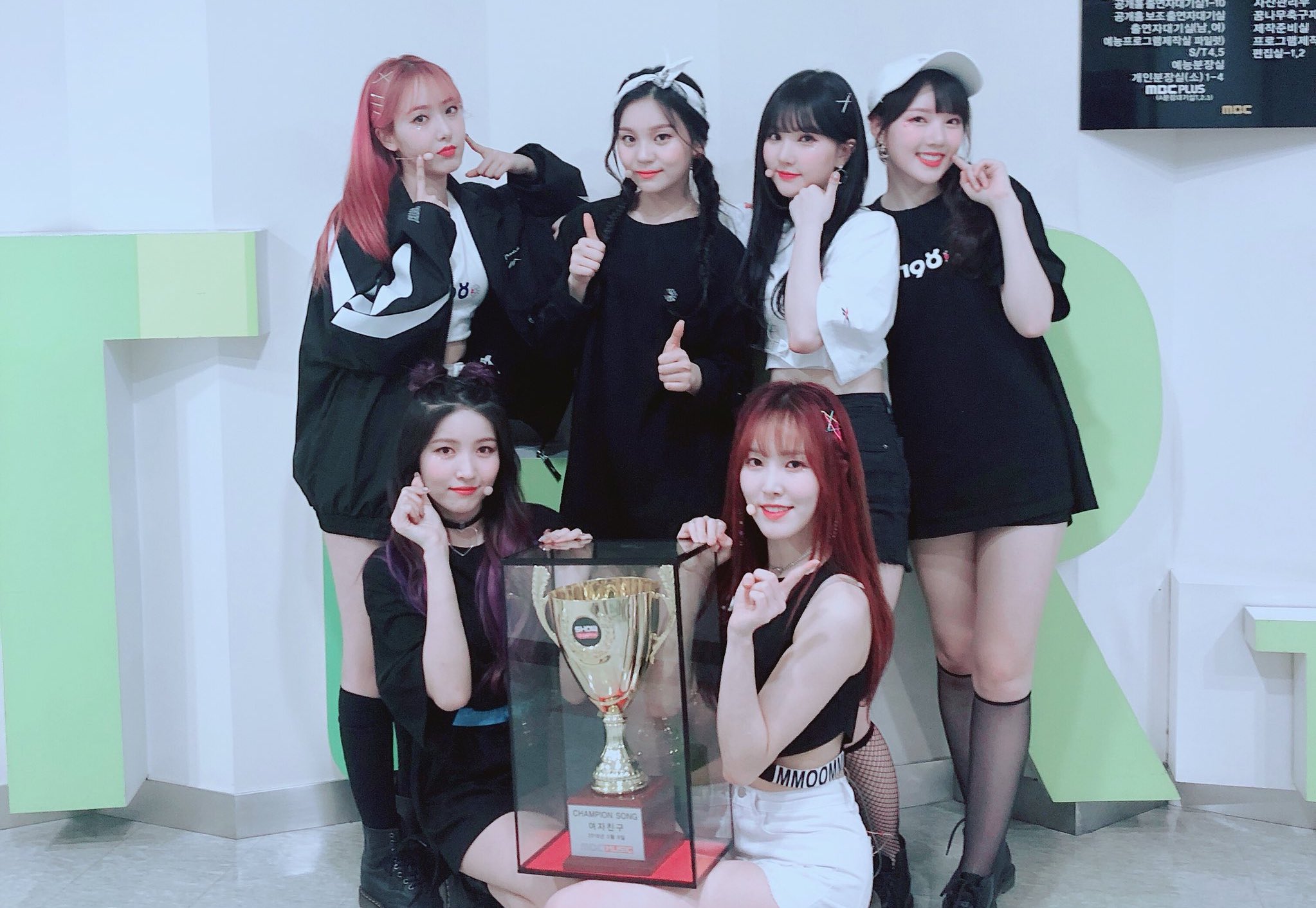 GFRIEND toma segunda victoria para “Time For The Moon Night” en “Show Champion” – Presentaciones de PENTAGON y más
