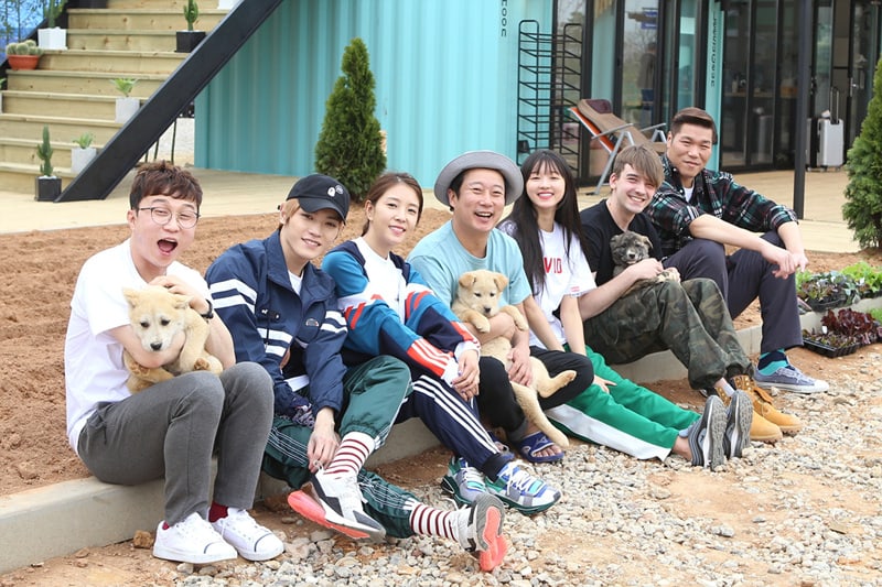 BoA, Taeyong de NCT, Lee Soo Geun y otros más se convierten en agricultores en fotos reveladas para nuevo programa de variedades