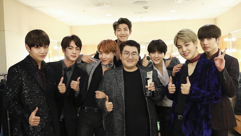 7 interacciones entre artistas K-Pop y sus CEOs que te harán morir de ternura