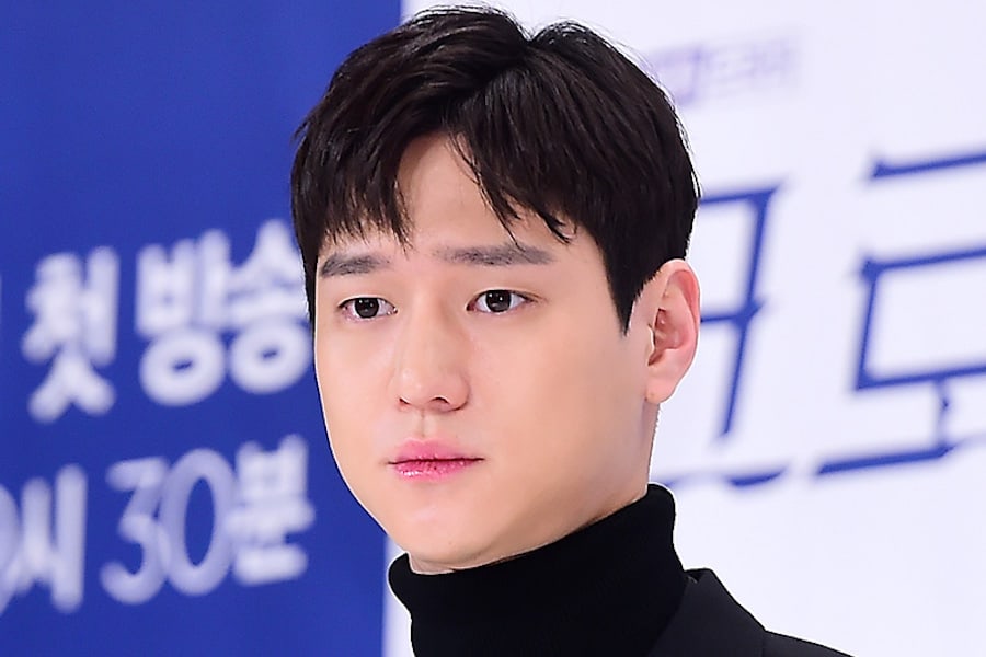 El actor Go Kyung Pyo se une al ejército