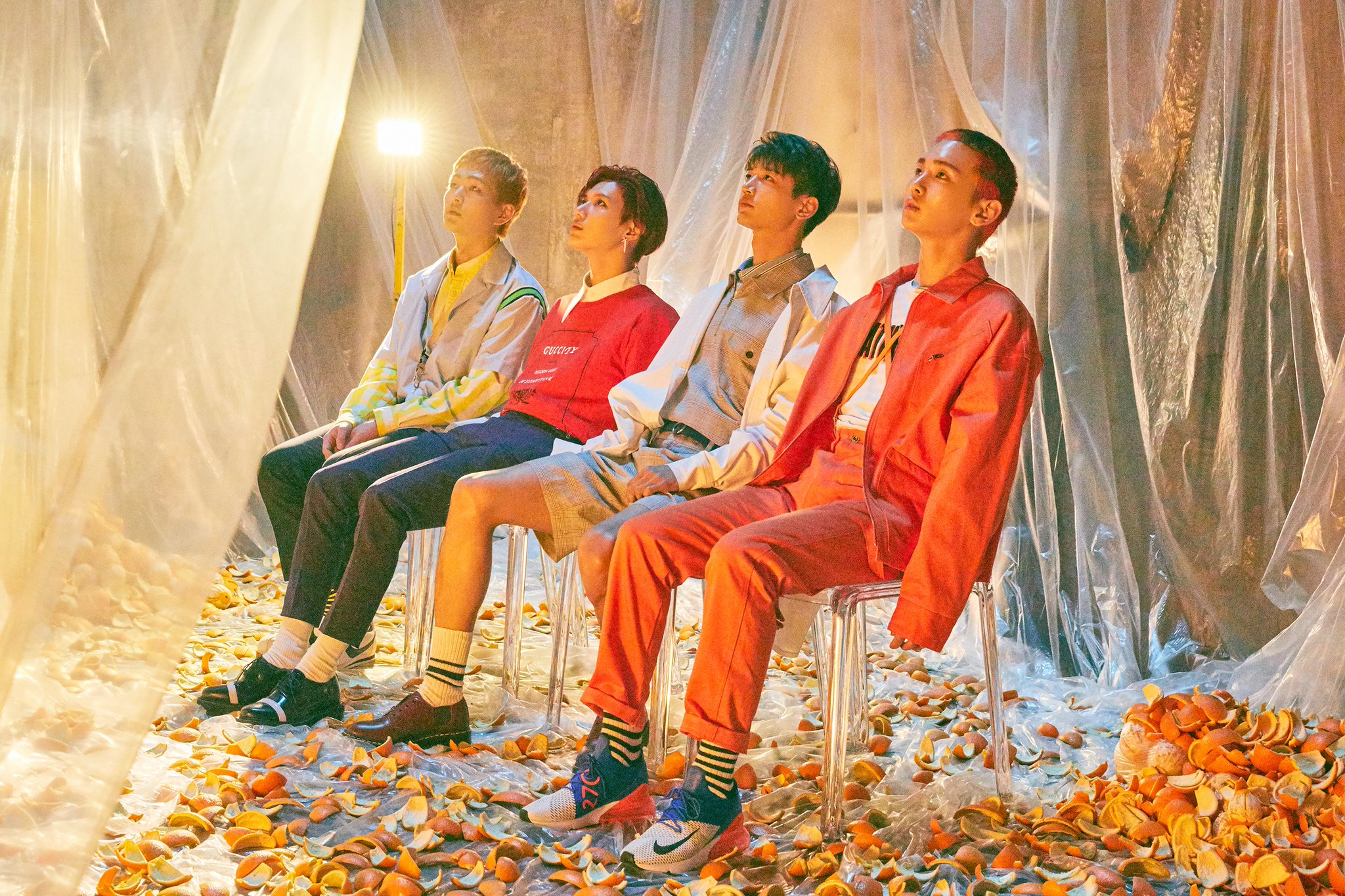 SHINee encabeza las listas de iTunes alrededor del mundo con “The Story Of Light”