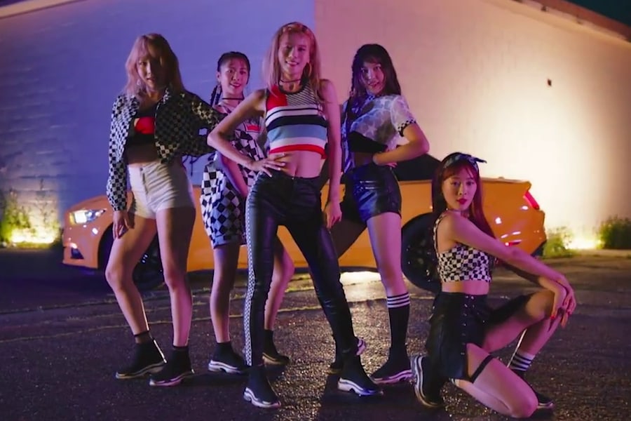 NeonPunch que incluye ex participante de “MIXNINE” debuta con vídeo musical para “Moonlight”