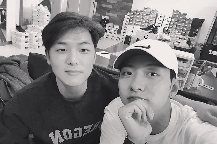 Kang Min Hyuk y Lee Jung Shin de CNBLUE se alistarán el mismo día