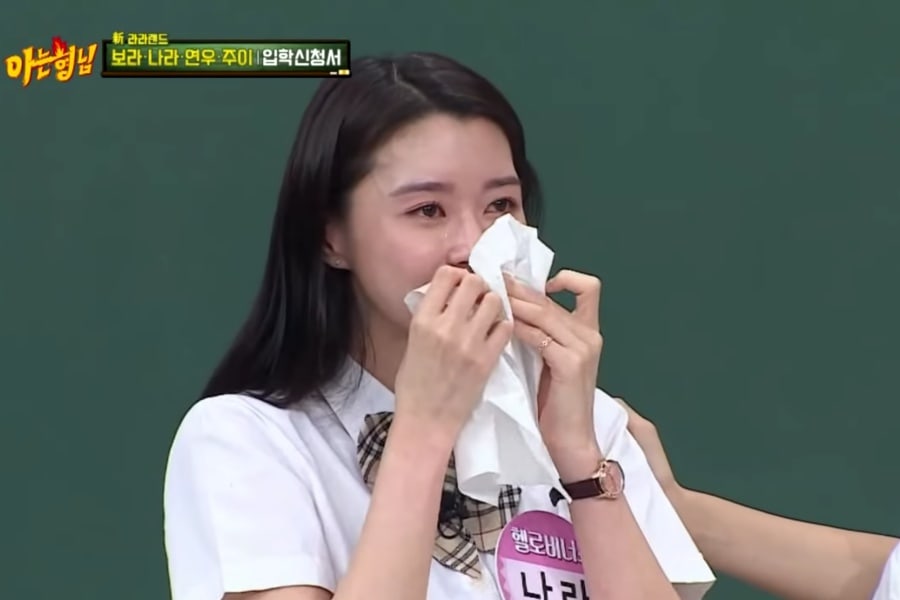 Nara de Hello Venus llora mientras habla de sus compañeras y las promociones completas del grupo