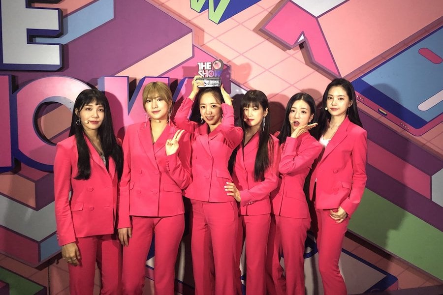 Apink obtiene quinta victoria para “I’m So Sick” en “The Show” – Presentaciones de MOMOLAND, gugudan SEMINA y más