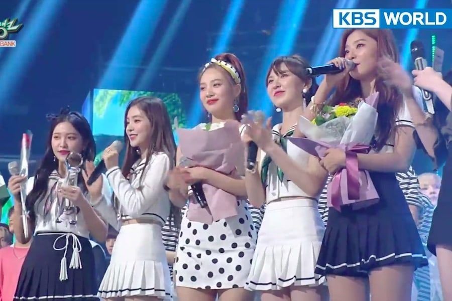 Red Velvet consigue segunda victoria con “Power Up” en “Music Bank”, actuaciones de Super Junior D&E, (G)I-DLE, MXM y más