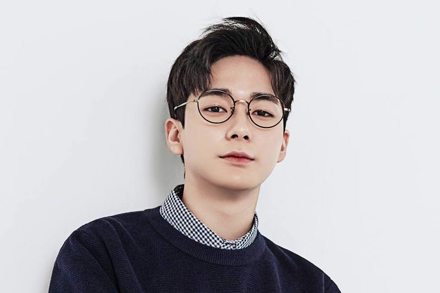 Aron de NU’EST pone a prueba su inteligencia en “Problematic Men”