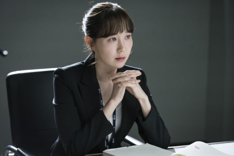 Lee Yoo Young se prepara diligentemente para interpretar a su personaje en “Your Honor”