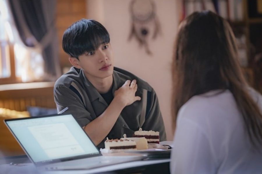 Lee Gikwang de Highlight es tan dulce detrás de cámaras como su personaje de “Lovely Horribly”