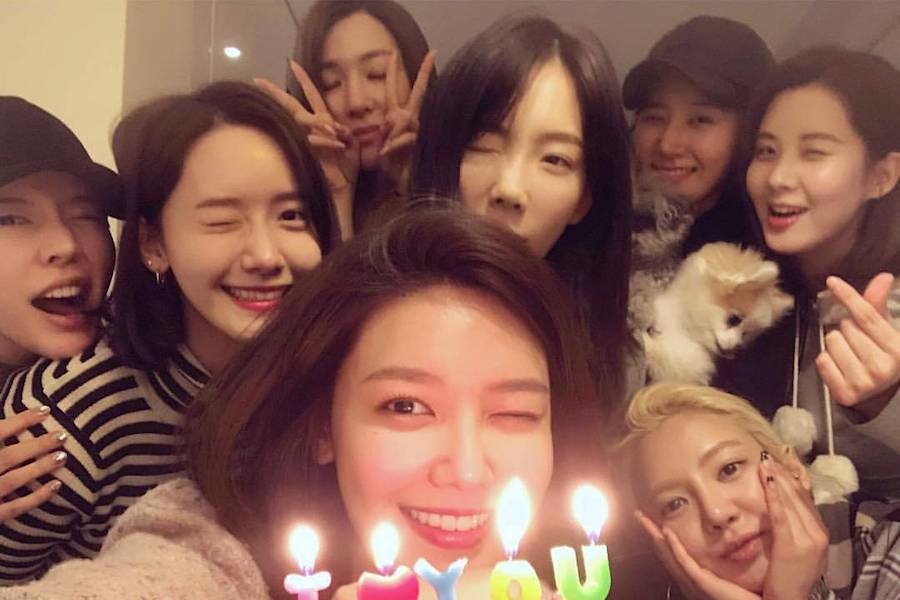 Girls’ Generation demuestra su fuerte lazo a través de apoyo alimentario para el drama de Seohyun “Time”