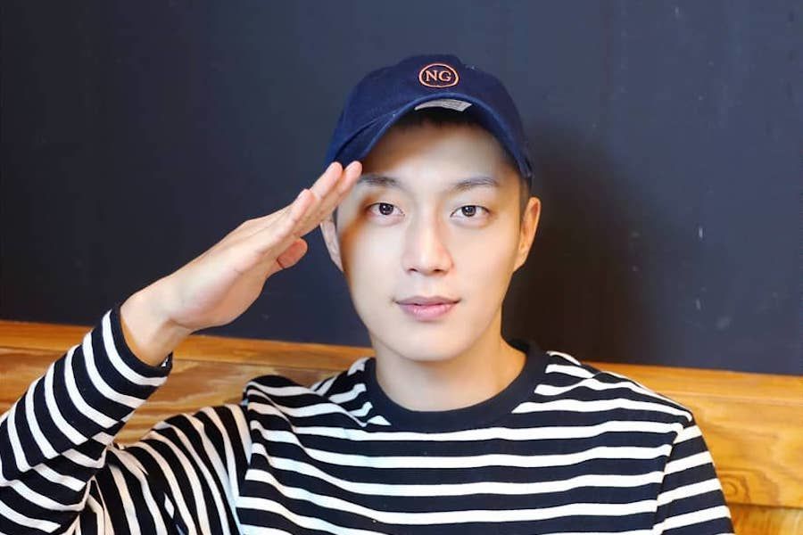 Yoon Doojoon de Highlight envía una carta sincera a los fans desde el servicio militar