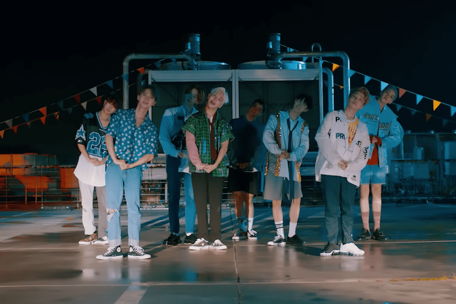 [Actualizado] PENTAGON luce animado y lleno de encanto en videos de baile para 'Naughty Boy'