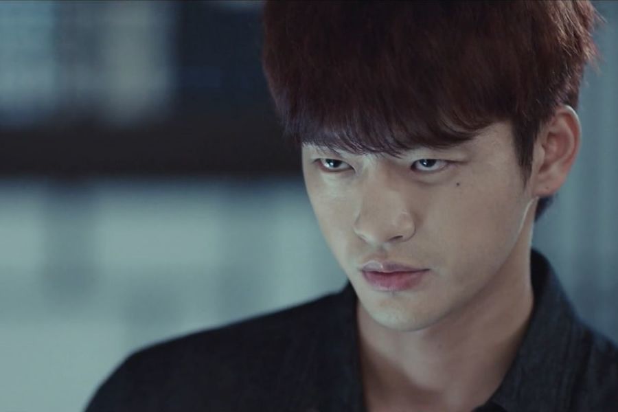 7 momentos que nos pusieron la piel de gallina en el estreno de “The Smile Has Left Your Eyes”