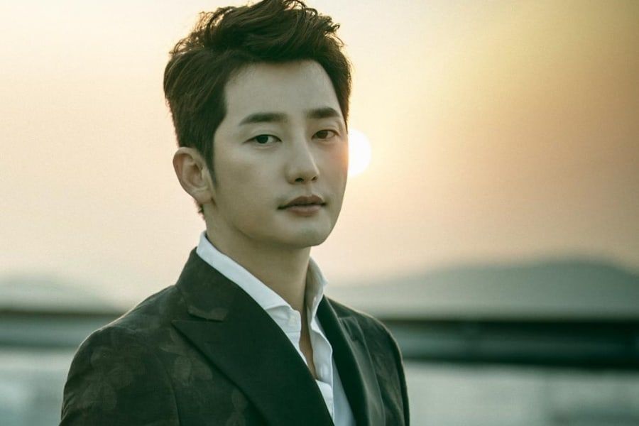 Park Shi Hoo confirmado para próximo drama de romance y misterio