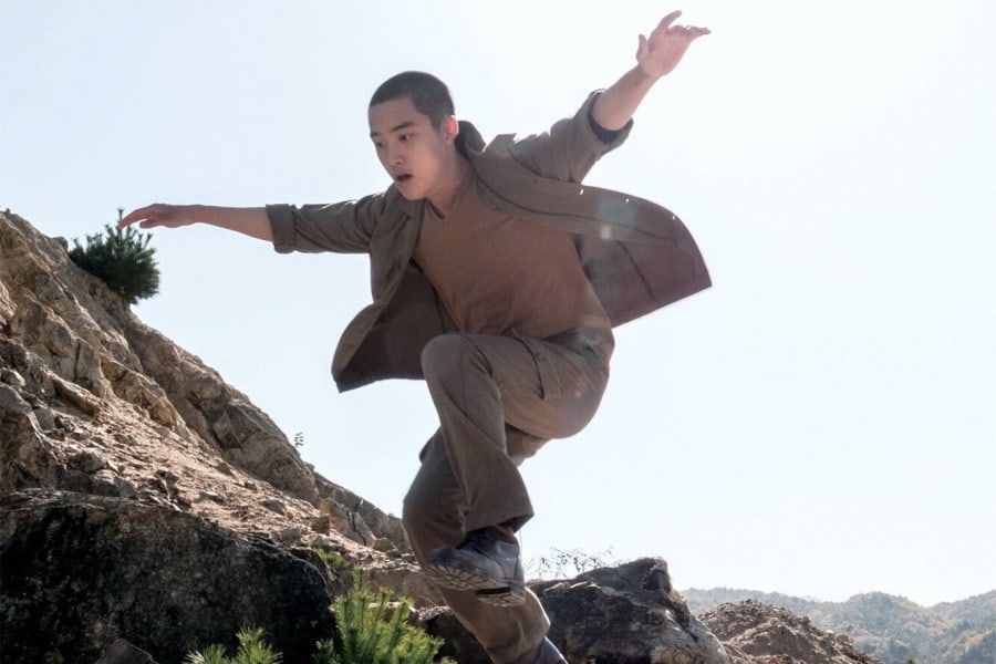 D.O de EXO es un bailarín de funky en nuevo póster para “Swing Kids”