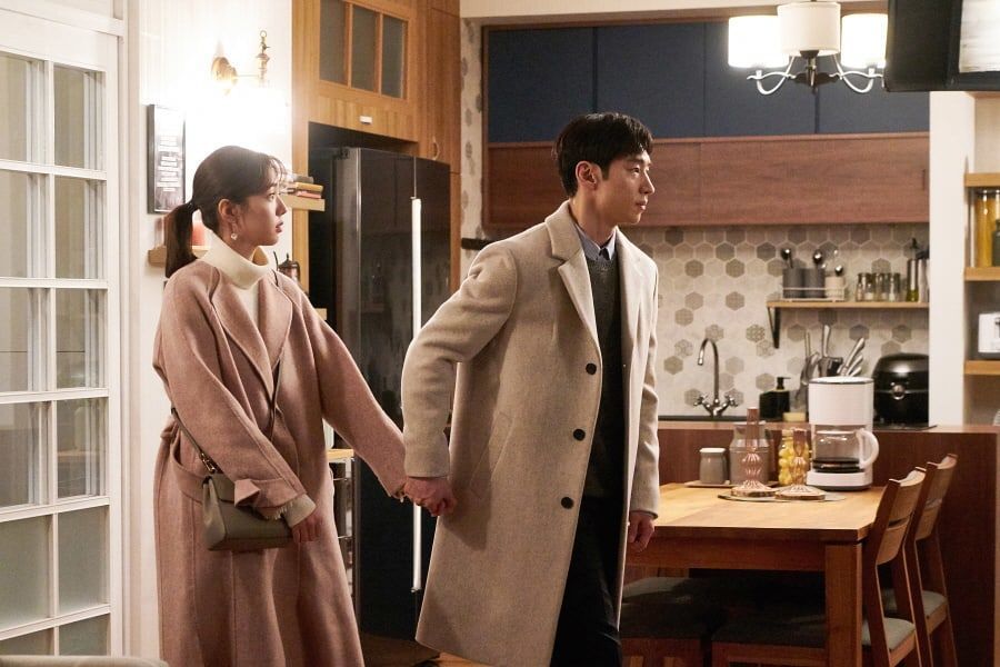 Lee Je Hoon toma el liderazgo en su relación con Chae Soo Bin en “Where Stars Land”
