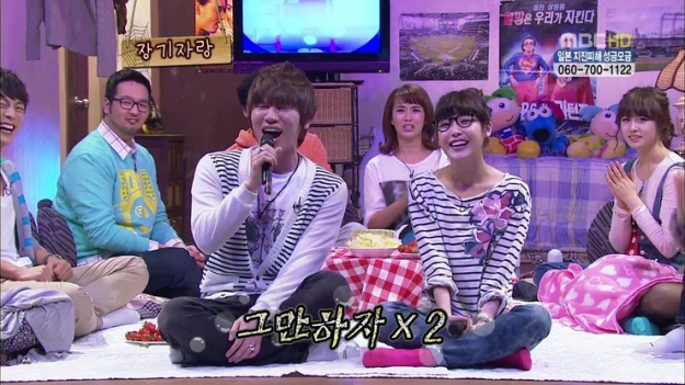 IU’s Adorable Fashion Items from “Come to Play” ★