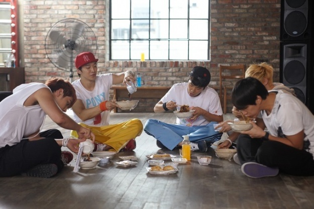 2PM Proudly Show Off Phones