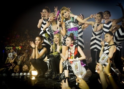 300,000 Tickets Sold for 2NE1’s First Japanese Tour