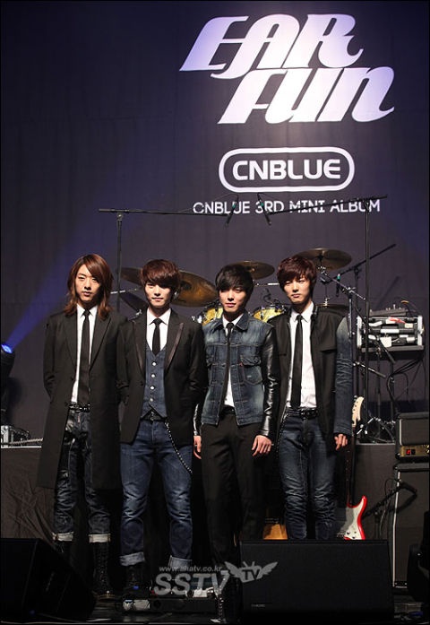 CNBlue Jung Yong Hwa: "We Felt Burdened with March Comeback"
