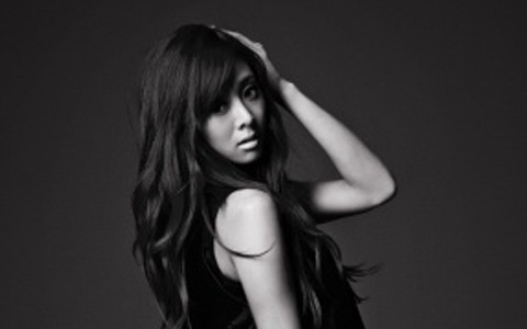 G.NA Unleashes Sexy Teaser Image for "2 HOT"