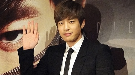 Se7en’s first overseas promotion for Digital Bounce