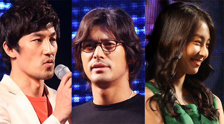 "Chuno" Members Attend A Benefit Concert
