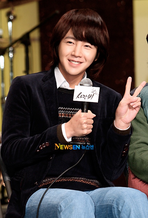 Jang Geun Suk Has Donated $30,000 in a Month, "Giving Back"