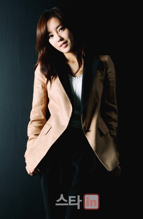 T-ara Hyomin’s Past Sticker Photos Draw Attention
