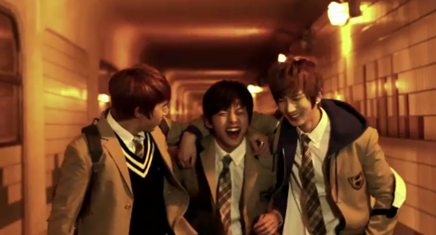 Eat Your Kimchi Reviews U-Kiss’s "0330"