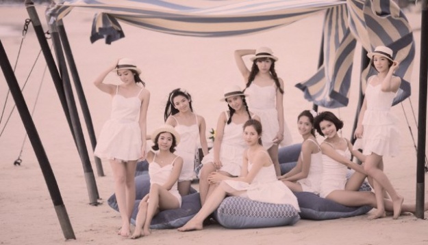 SNSD Reveals Their 2010 Trip to Thailand in a DVD Series