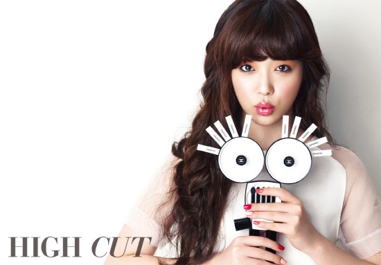 Sulli Looks Like Audrey Hepburn for "High Cut"