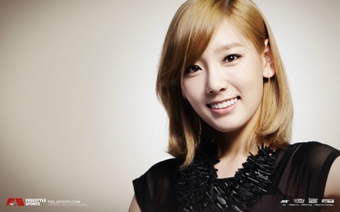 Girls’ Generation Taeyeon to MC "The 1st Gaon Chart K-Pop Awards"