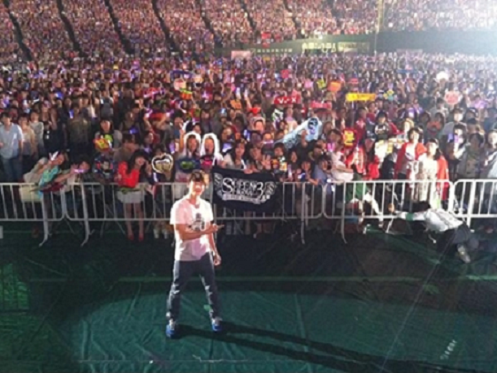 Super Junior Thanks Fans for "SM Town Live in Tokyo"