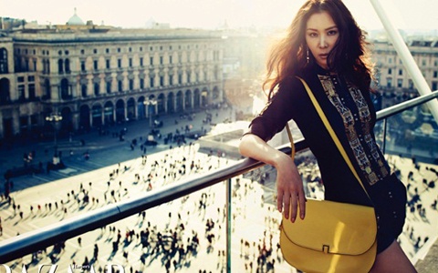 Go So Young Looks Gorgeous in Milan