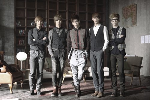 SHINee’s “Sherlock” Is #1 in Offline Sales