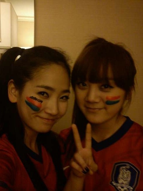 Wonder Girls Root for Korea’s World Cup Team