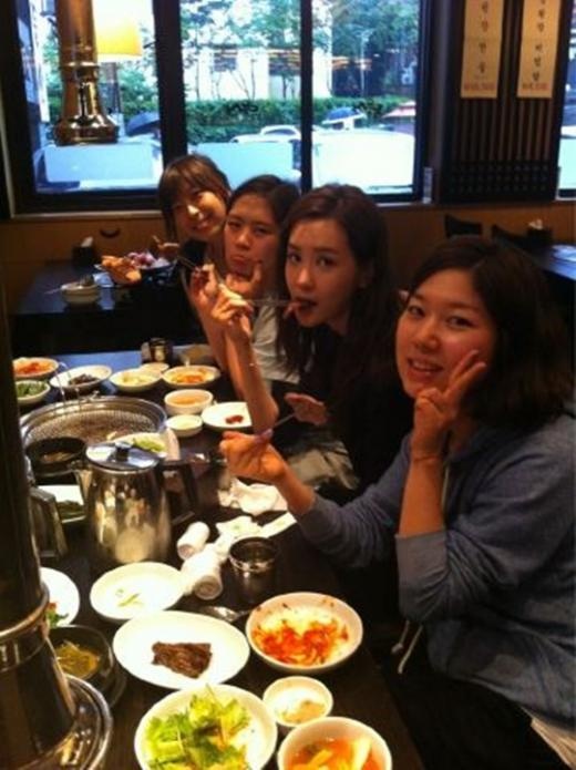 Miss Ripley’s Lee Da Hae, “Thank You Ripley Fan IVY”