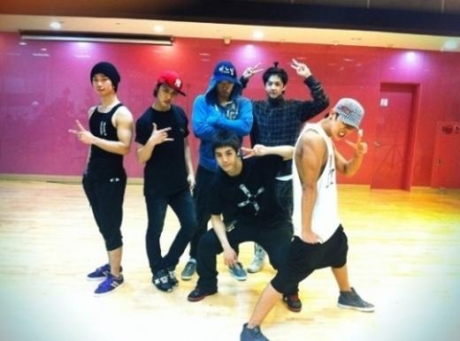 MBLAQ and Rain: "Hyung! Thank you again today"
