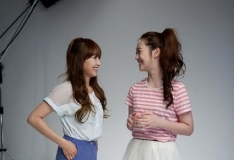 f(x) Victoria and Sulli Spotted at a Shopping Mall