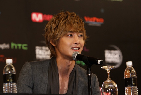 Kim Hyun Joong Follows Jang Geun Suk to Endorse Japanese Cosmetic Brand