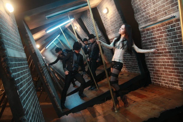 Former SM Artist Anna Released "Just 5 Minutes"