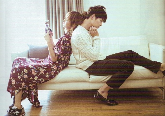 Yoon Seung Ah and Song Joong Ki’s Lovely Couple Photospread
