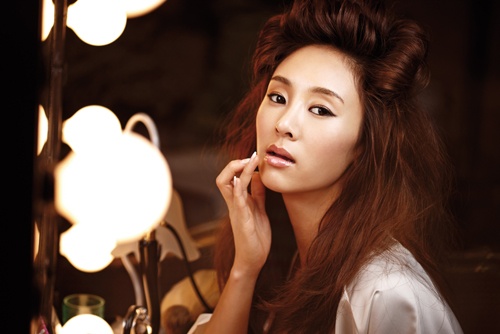 G.NA Is Feeling More Confident with Herself