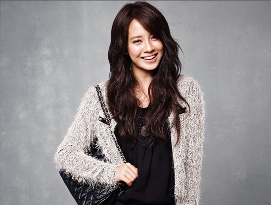Song Ji Hyo Rushed to Emergency Room