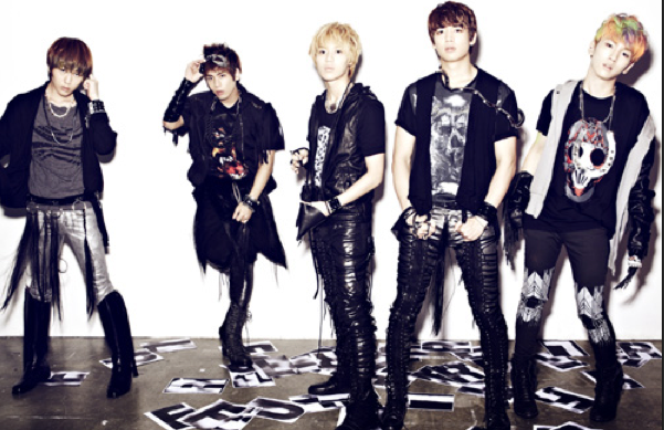 SHINee Successfully Completes London Concert